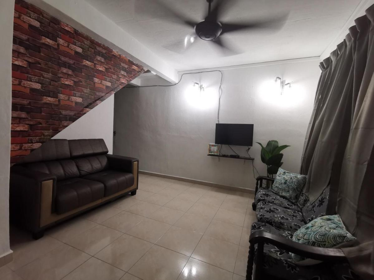 Sri Makmur Pontian Homestay Pontian Besar Exterior foto
